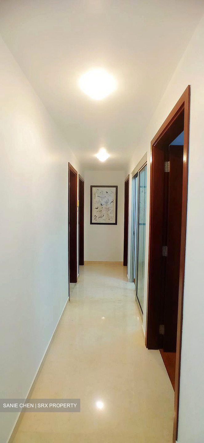 Grandeur 8 (D20), Condominium #548585611